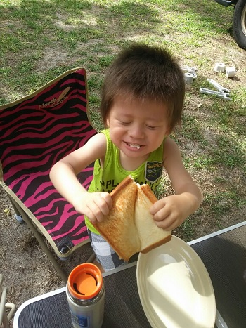 16日・第38回海洋博公園花火大会を伊江島から見た!