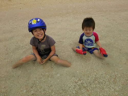 11日・沖縄は服のまま海に入ります!