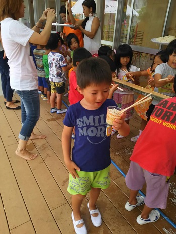 19日・待ちに待った流しそうめん!