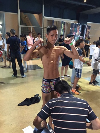 23日・WBCムエタイジュニア観戦からの海!