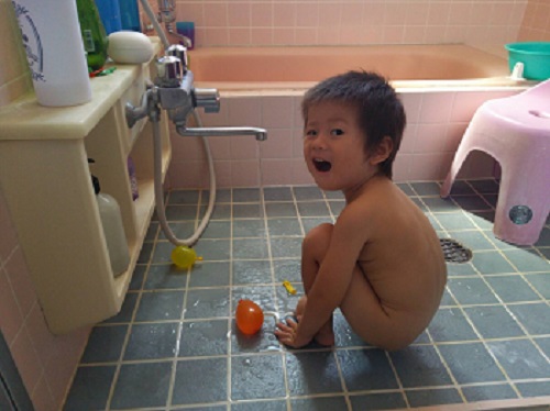 28日・バンクに長男専用のベッドを作りました!