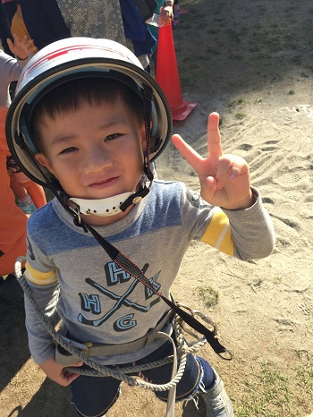 16日・はしご車で地上70メートルに!