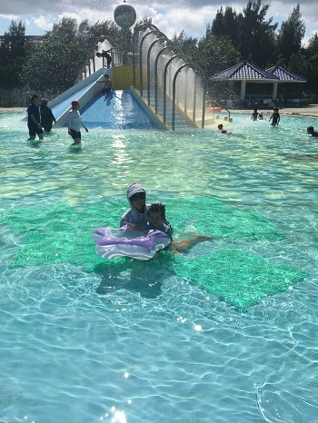 20日・県総合運動公園のレクリエーションプール!