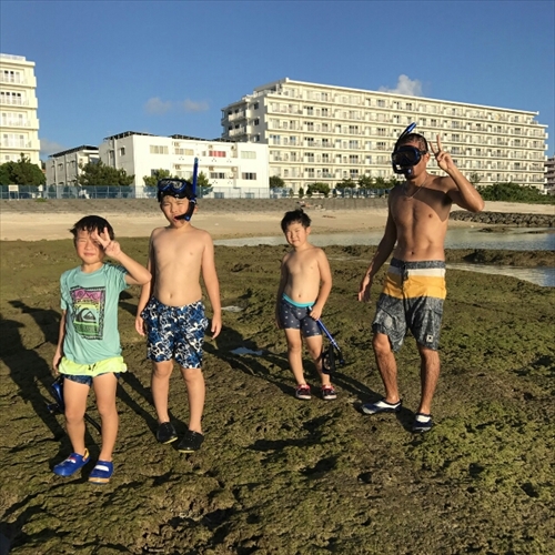 25日・従兄弟と砂辺でシュノーケル!