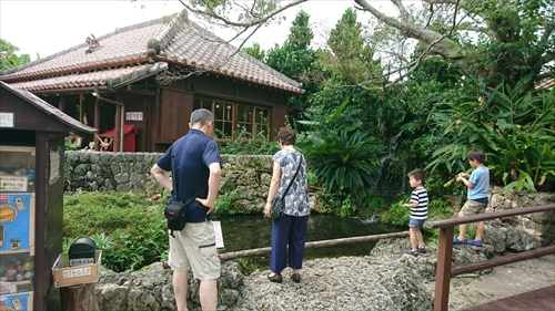 16日・旧海軍司令部壕とおきなわワールド!