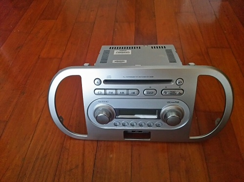 12日・キャンカーにカーナビとバックカメラを!