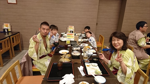 1日・帰省4日目はいちご狩りと温泉宿!