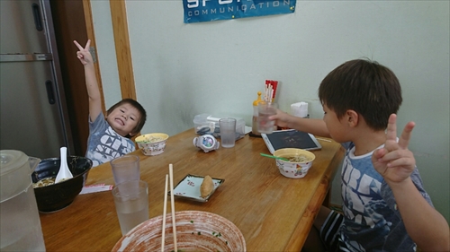 3日・沖縄観光旅行〜ガラス館、フルーツランド、琉宮城、美ら海編