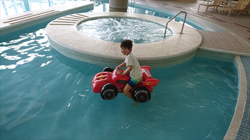 16日・プールとケーキと。