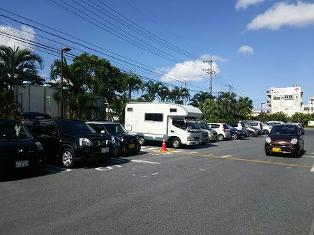 28日・やちむん市と残波岬と