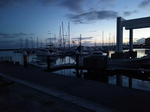 22日・宜野湾マリーナから朝タマン!