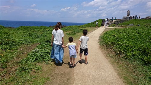 5日・沖縄本当最北端の辺戸岬より更に奥に行ってみた!