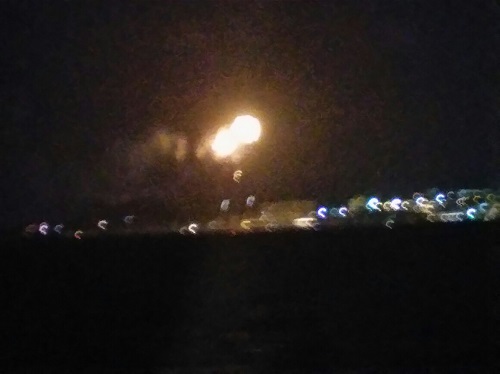 16日・第38回海洋博公園花火大会を伊江島から見た!