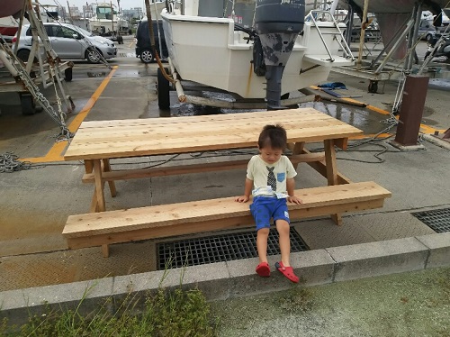 26日・マリーナにBBQテーブルを購入!