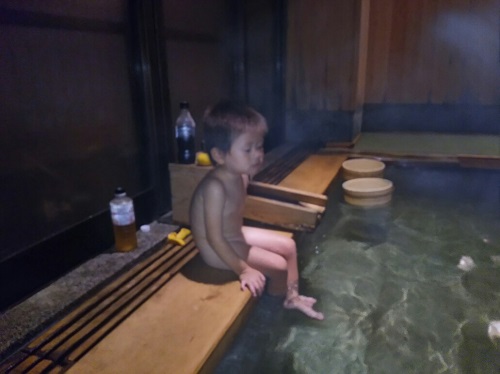 7日・山形県あつみ温泉萬国屋さんに!