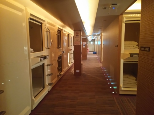 7日・カプセルイン大阪に!