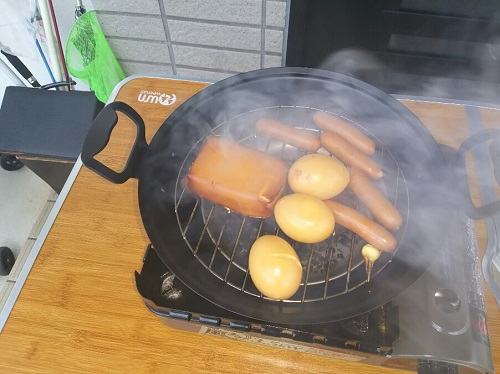 15日・初の燻製作り!