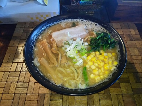 8日・沖縄一の味噌ラーメン天神矢!