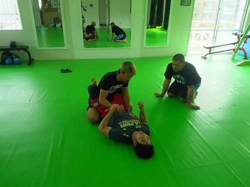 7日・沖縄釣り王国2016年12月号に掲載!