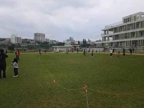 20日・たこ作り、たこあげ!