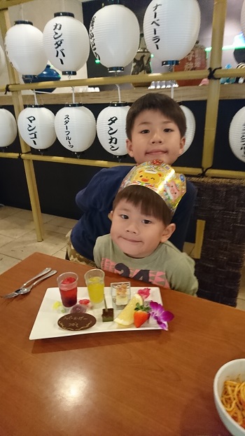 15日・スタバのキッズクリスマス会とシェラトンで次男の誕生会!