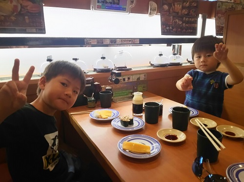 28日・初めての回転寿司!