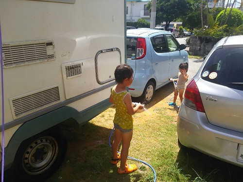 22日・キャンカー洗車からの水遊び!