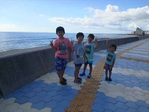 25日・従兄弟と砂辺でシュノーケル!