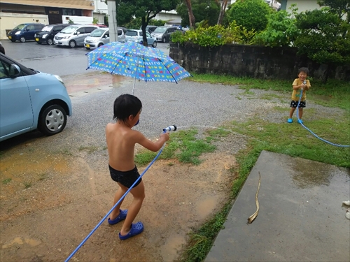 22日・沖縄はスコールが多い!