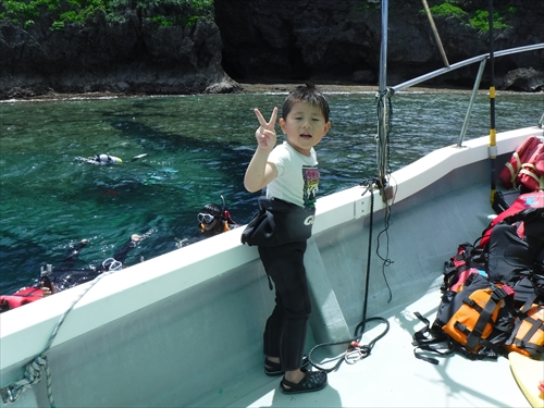 28日・念願の青の洞窟へ!