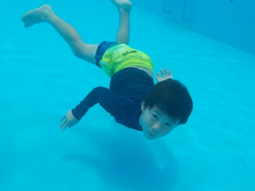 23日・沖縄慰霊の日はルネッサンスのプールです!