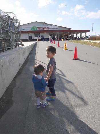 28日・やちむん市と残波岬と