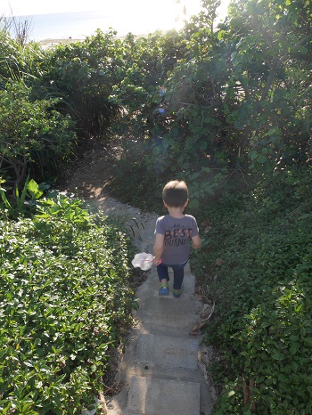 28日・やちむん市と残波岬と