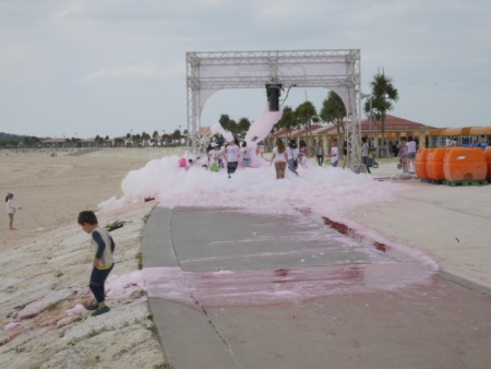 12日・豊崎海浜公園でバブルラン!