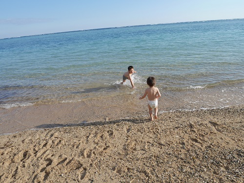 2日・お正月なのに海水浴!