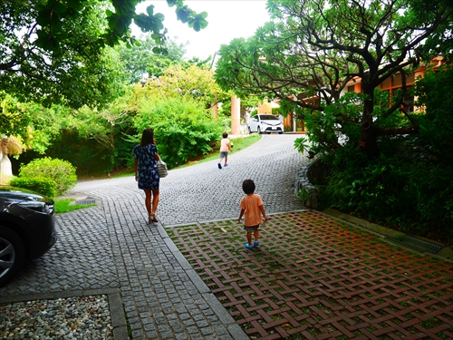 4日・ココガーデンリゾートオキナワで祝勝会!