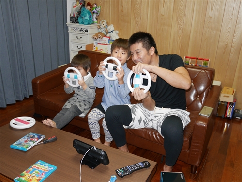 8日・ラグナでカニ食べ放題お誕生会!