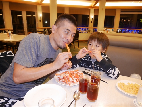 15日・ラグナガーデンホテルで次男の誕生会!