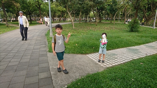 28Ek3ځIp3ʂuт炤I(Rs[)